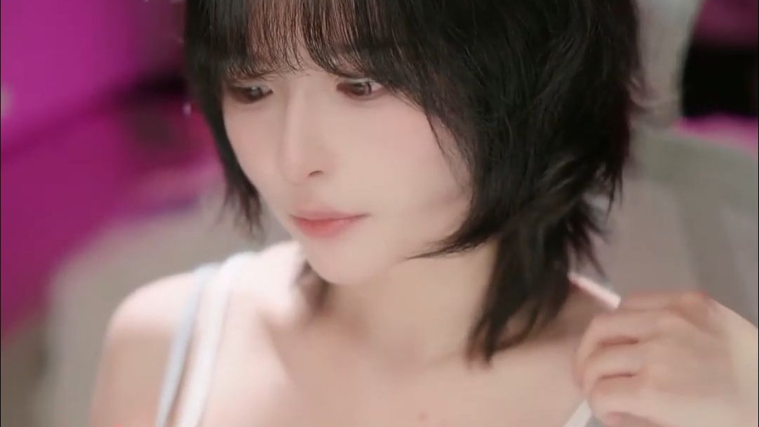 班主任的大肚子班主任的兔子——柔软的秘密水视频-第2张图片