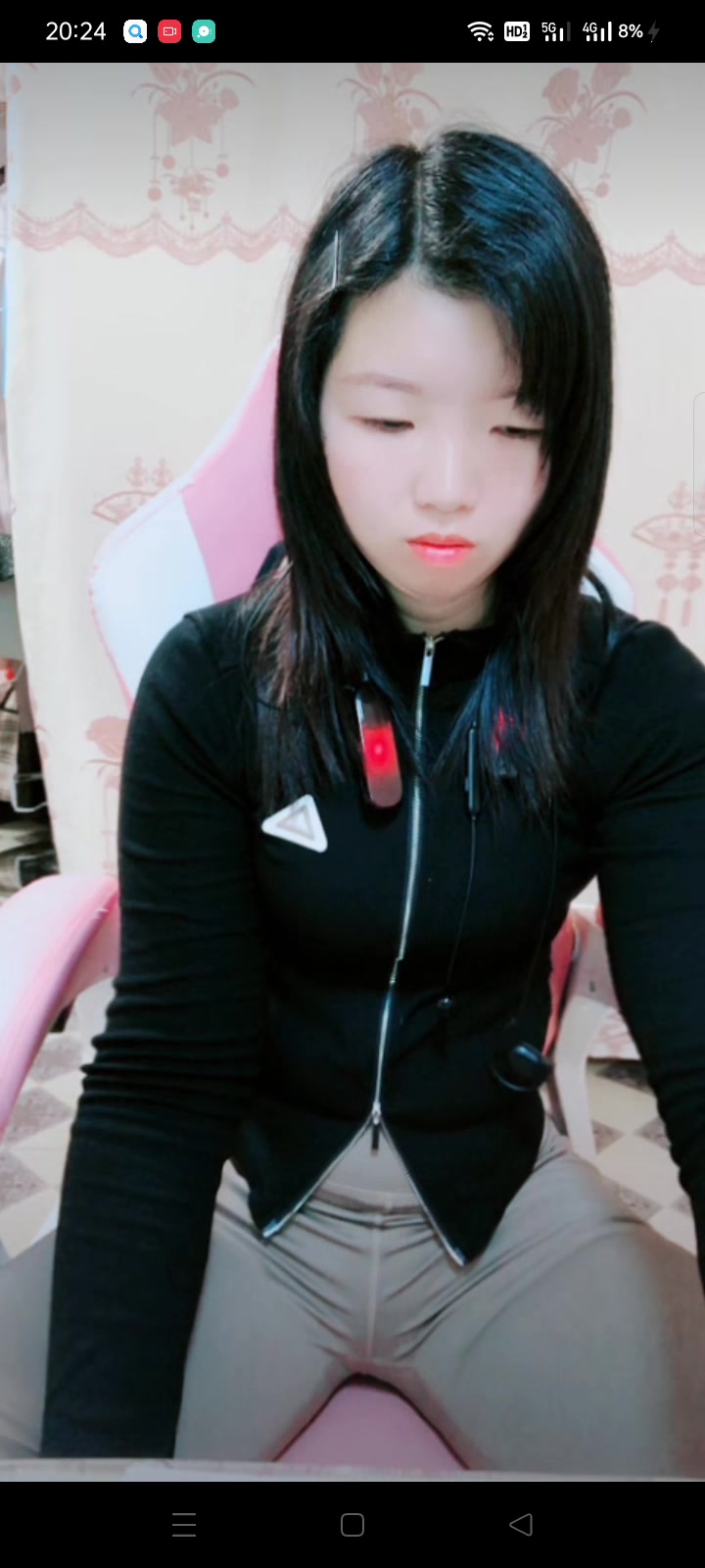 美女直播软件——全婐网站免费体验-第2张图片