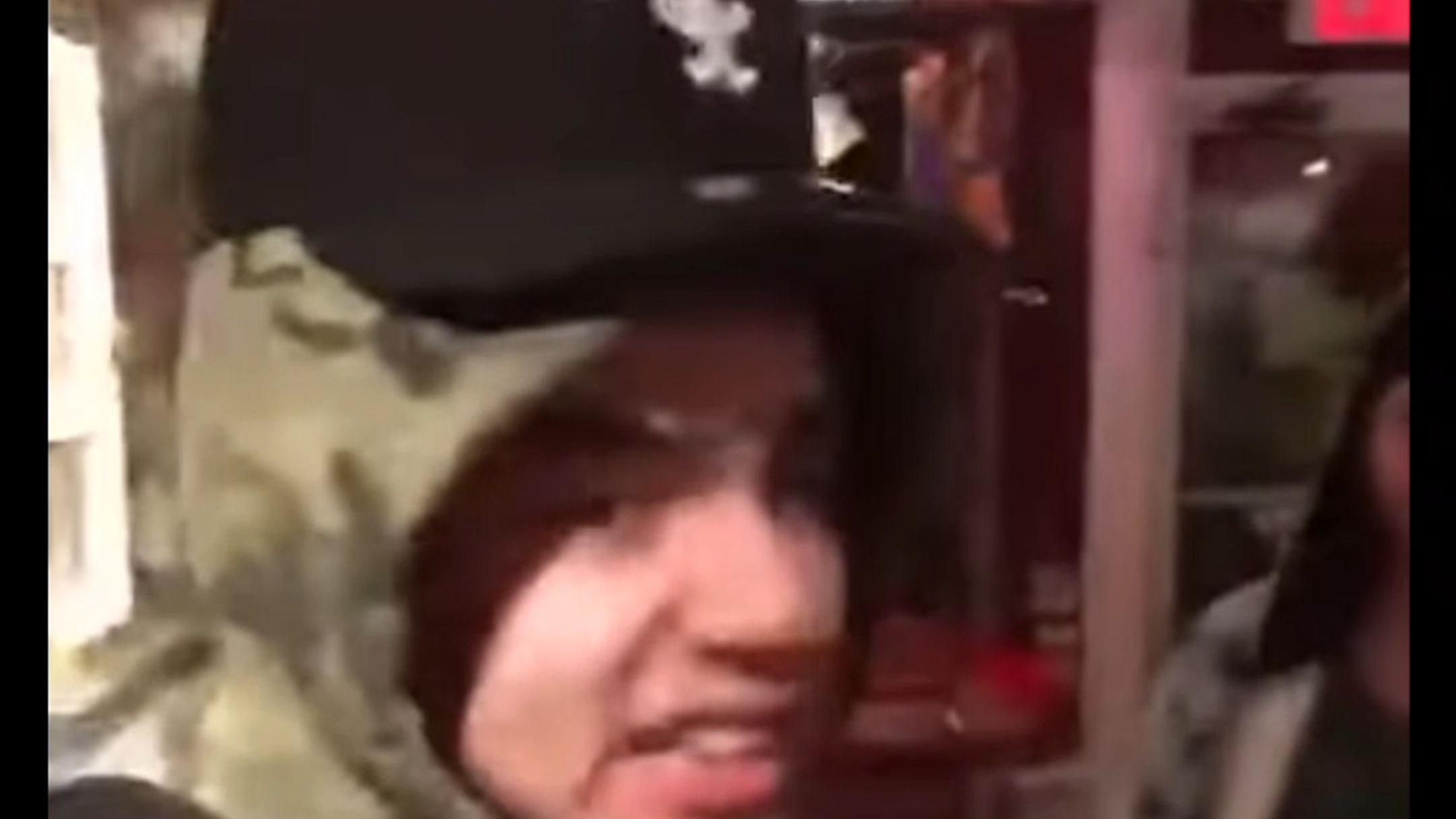 6ix9ine mv女主角6ix9ine的禁播MV，背后的原因与影响-第2张图片