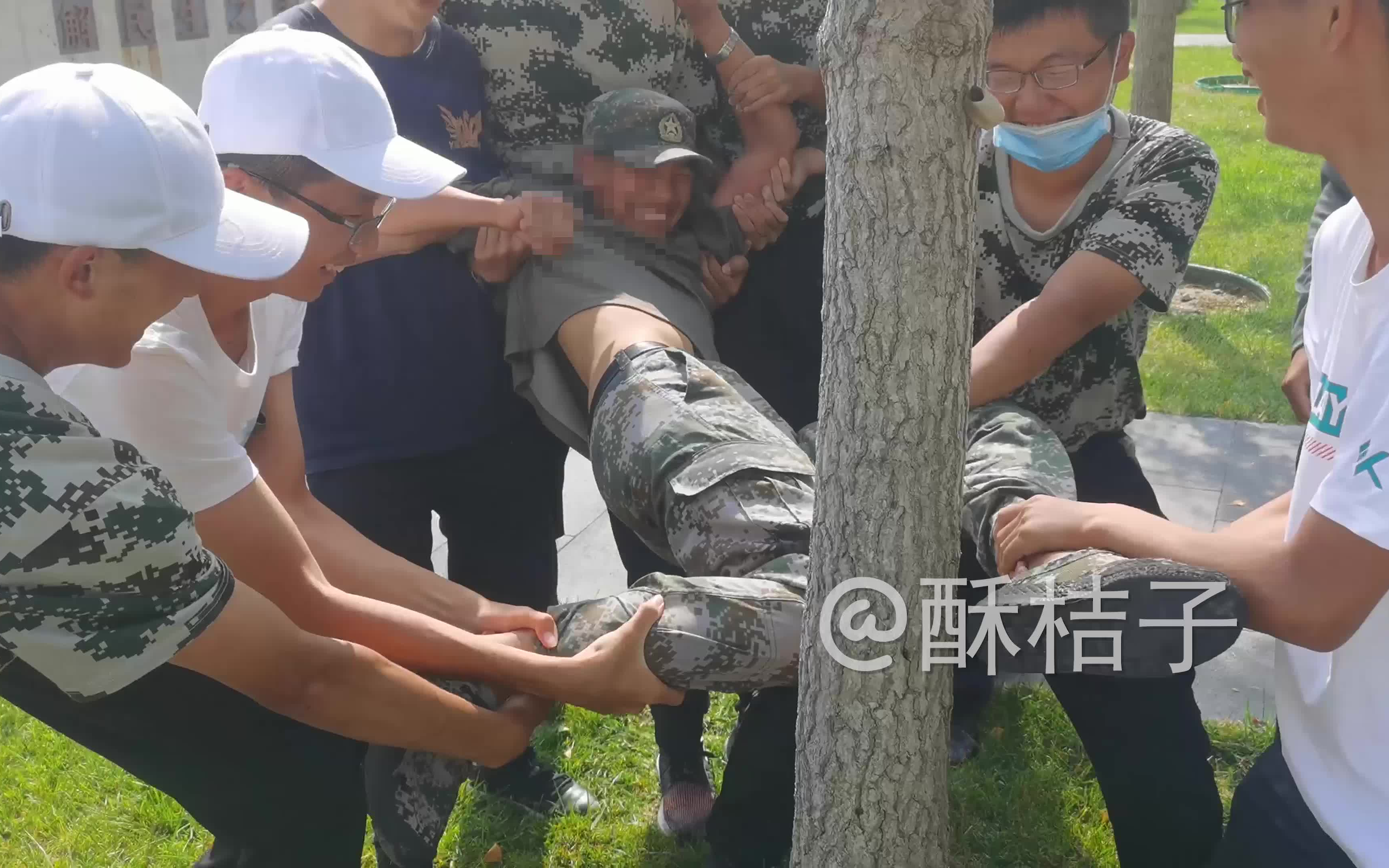 和教官睡了电影一次意外的邂逅——与教官的深夜对话-第2张图片
