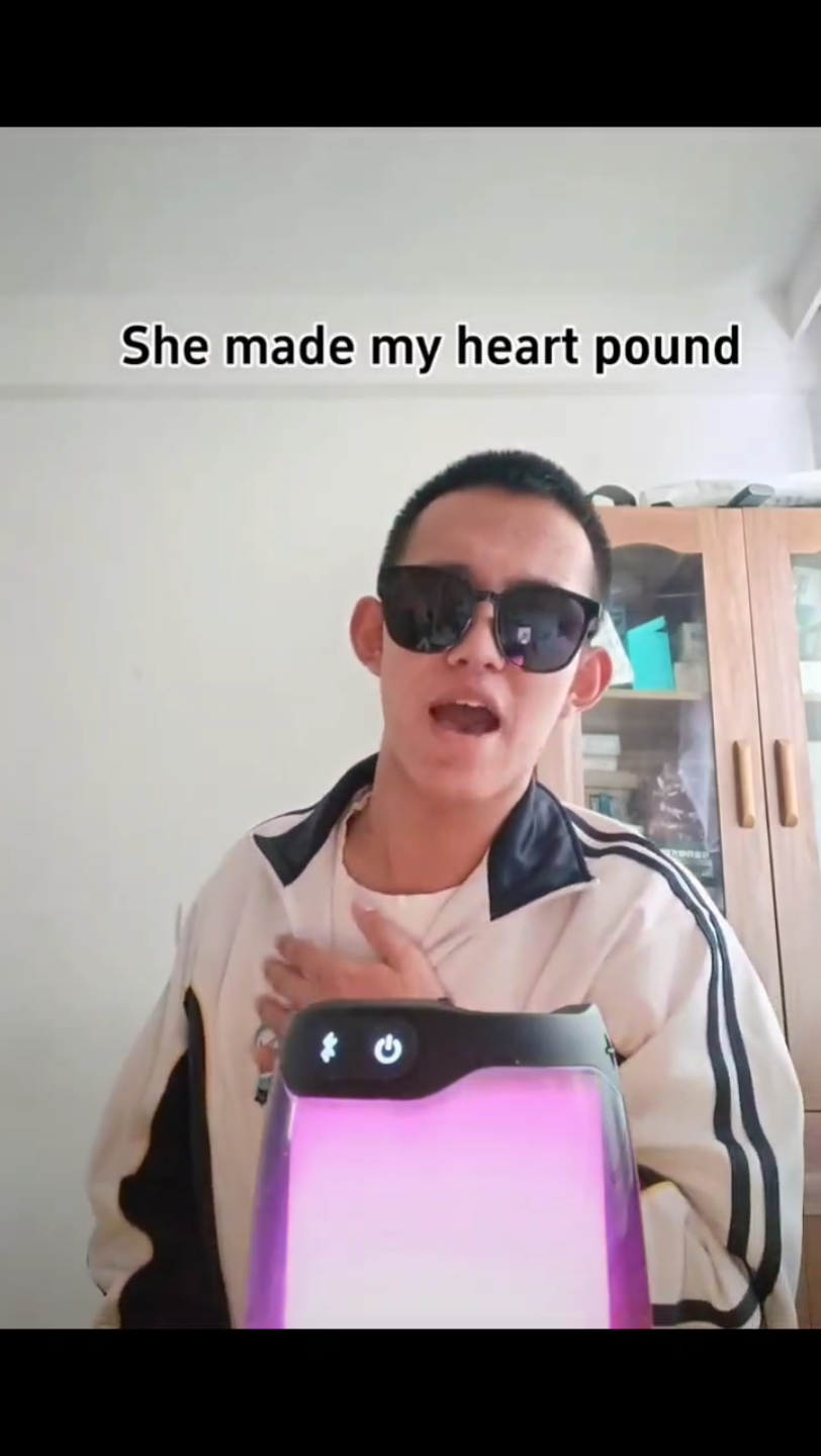 英语课代表的特殊任务-第1张图片