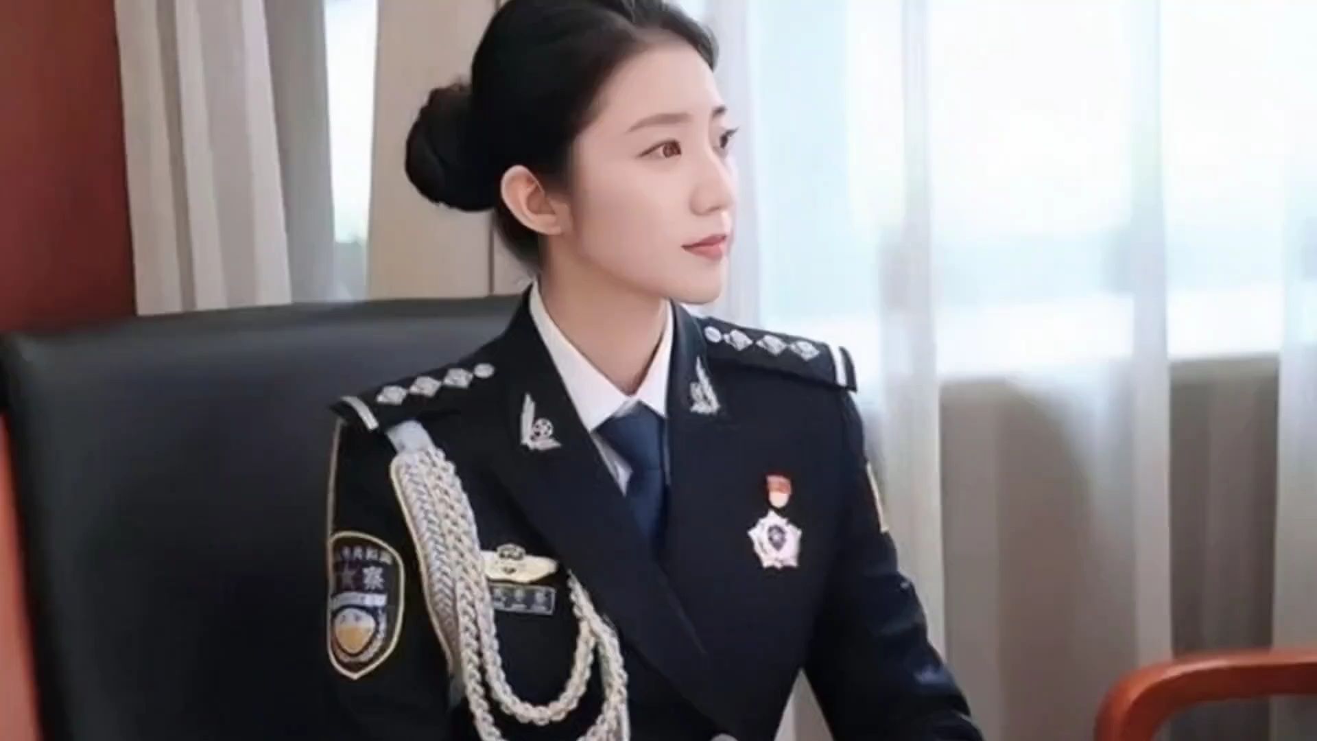 吕总暴力办张津瑜MV播放吕总与张津瑜事件，暴力行为与MV播放的交织-第2张图片