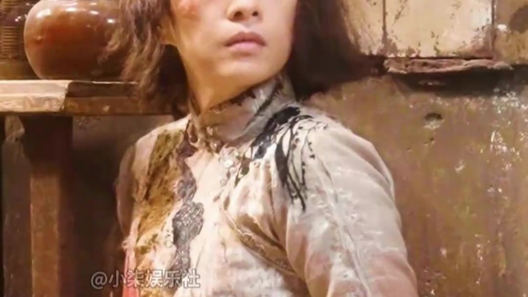 女女虐重口喝尿女女关系中的极端行为——探讨虐待与重口味行为背后的影响