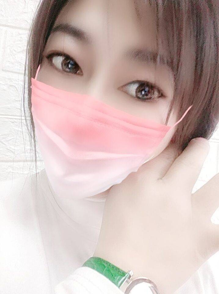 yy4080影视觉影院青苹果的剧情简介YY4080影视觉影院，青苹果的奇幻之旅