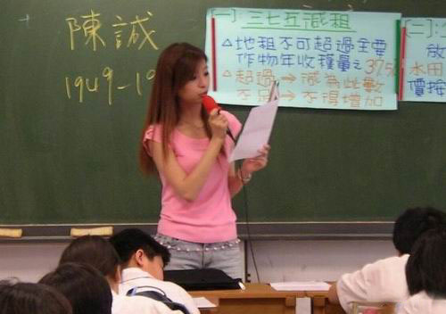 偷拍粉嫩25位美女厕所图片的反思与警示
