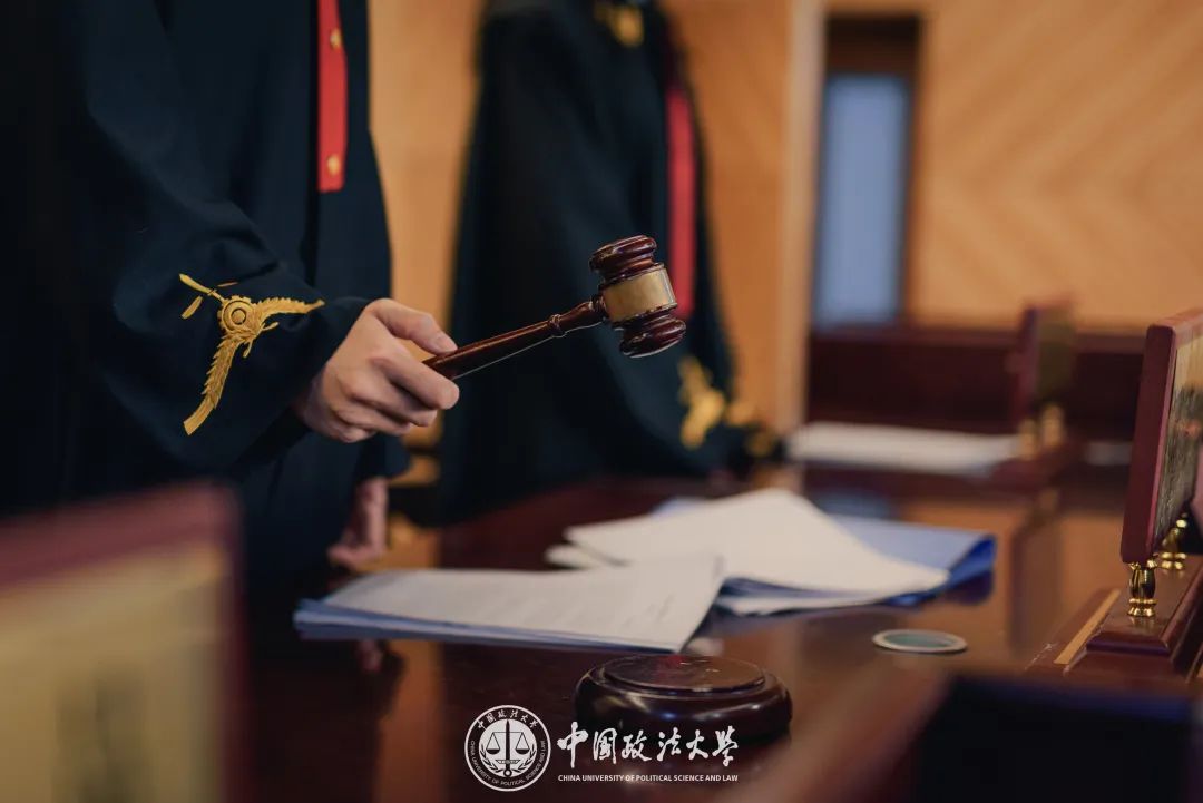 张警官是一个令人佩服的好警察张警官与吕总的对决，一场无声的较量-第2张图片