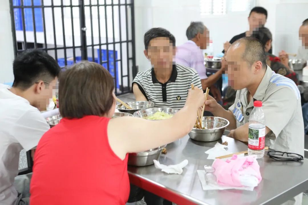 大团圆结亲情会高洁大团圆结亲情会，高洁情感共融-第2张图片