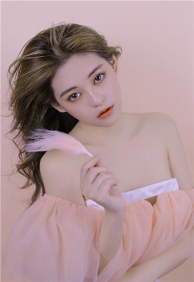 bt天堂下载到手机手机版天堂BT在线，探索便捷的在线娱乐新体验-第1张图片