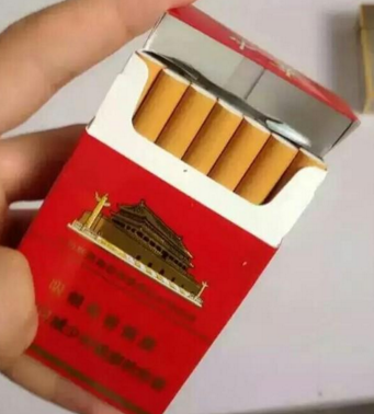 软中华多少钱一包软，从无形到有形-第2张图片