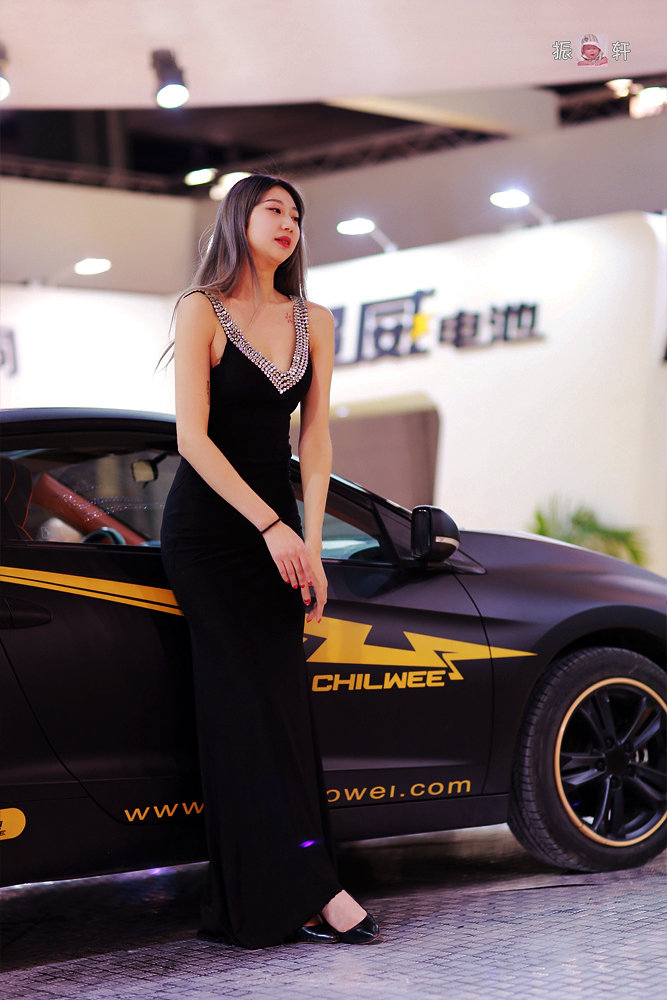 国模双人拍炮人体图片国模双人摄影艺术探讨，人体图片的创作与界限-第3张图片