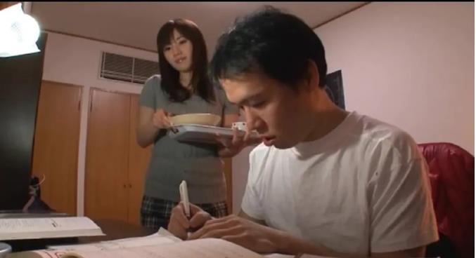 樱井莉亚美甲樱井莉亚内涵图，探索美丽与深度的视觉盛宴-第2张图片