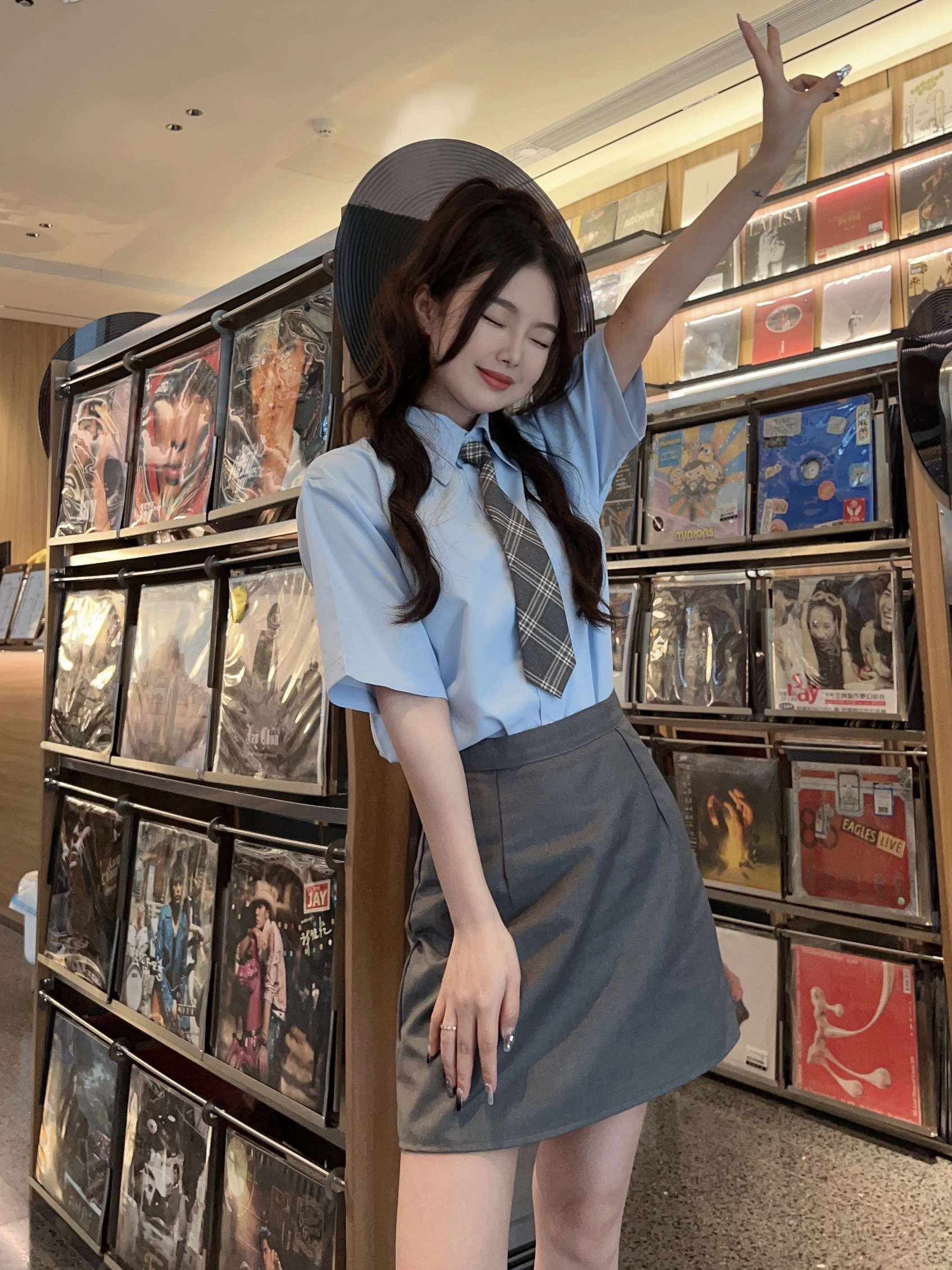 穿jk方便吗穿JK制服进行活动，便利与时尚的完美结合