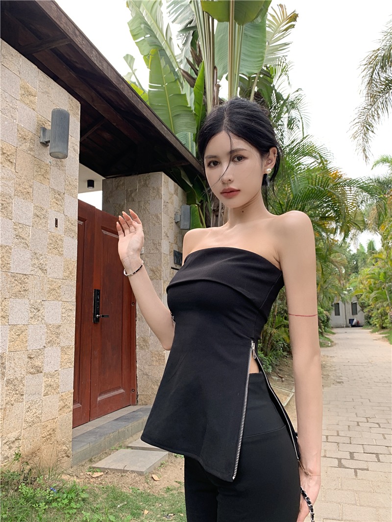 美女露背图片微信头像美女全身展示的美丽与艺术