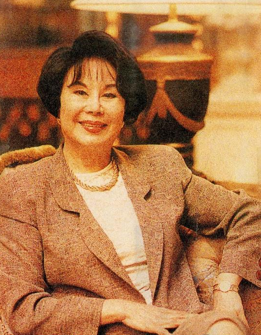 校长玩新婚女教师李丽华小说校长与新婚女教师李丽华的情缘小说