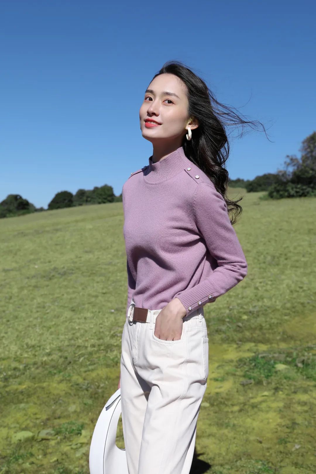成品人和精品人的区别9点成人伊人——探索成长与美丽的交织
