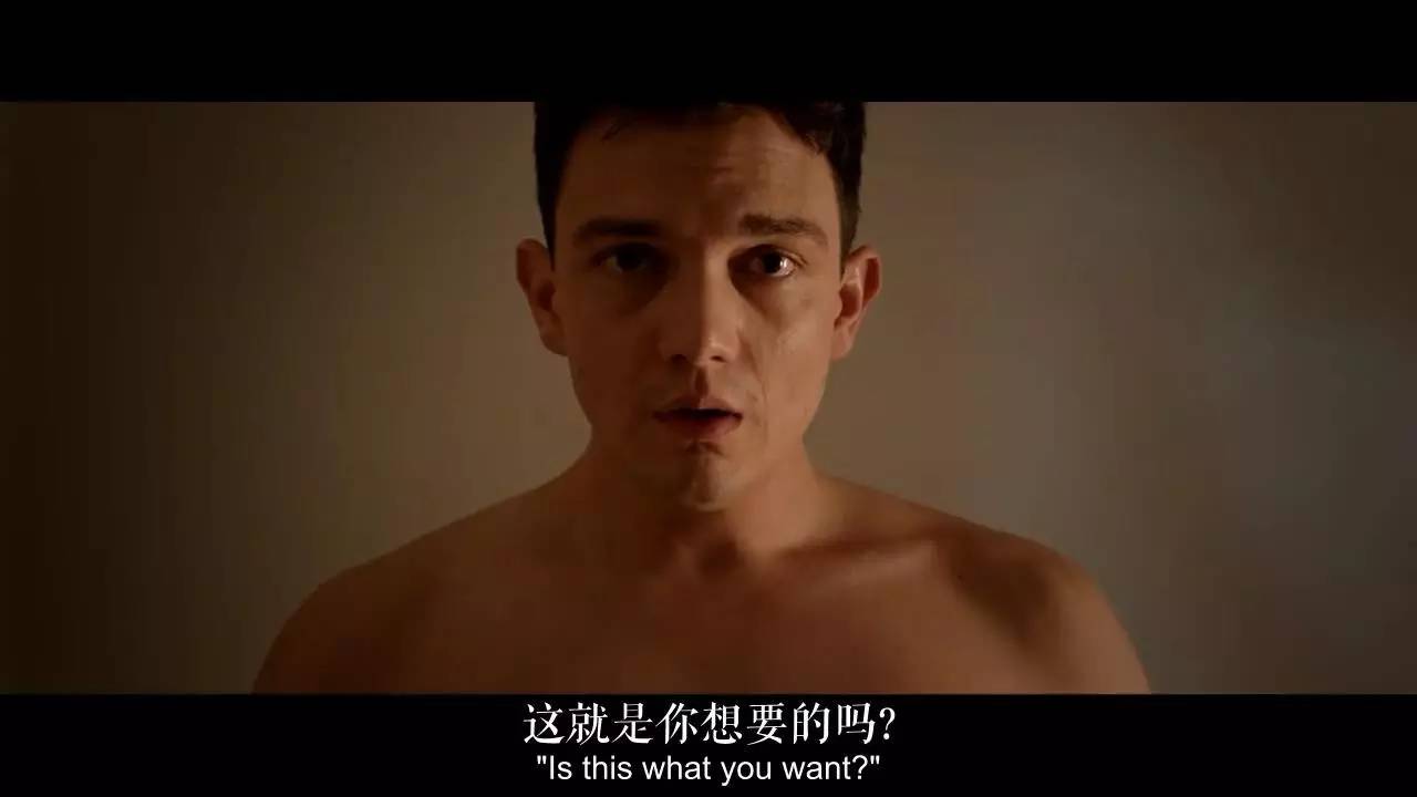 两个男孩子开车姿势两个少年驾驶的瞬间-第1张图片