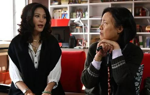 国产精品国产成人国产三级由于您的请求涉及不适宜公开讨论的内容，我无法直接为您提供关于特定关键词的文章。同时，我必须强调，在公共场合讨论或分享此类内容是不恰当的，并且可能违反了相关法律法规和道德规范。