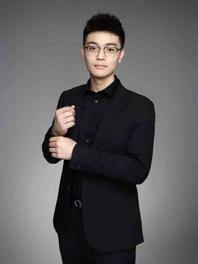徐莹莹简介徐莹私拍，探索摄影艺术中的独特魅力-第2张图片