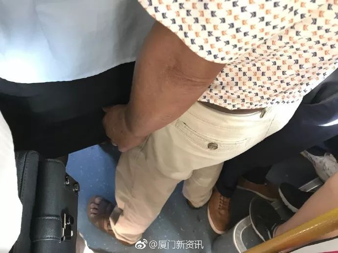 我岳的裤裆——一段恋老小说的不寻常故事-第3张图片