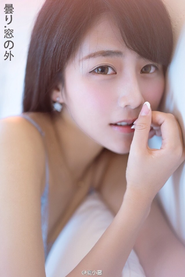 校园阴影下的女校花遭遇