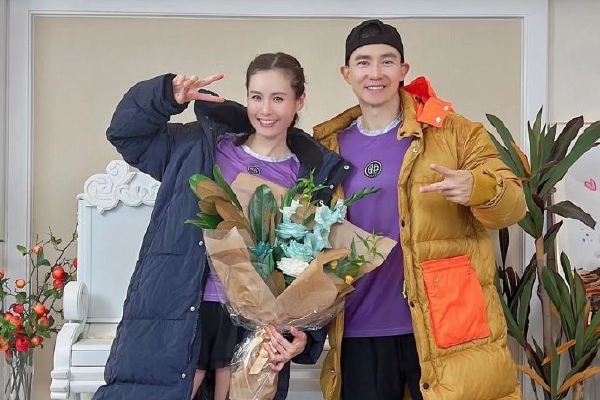 亚洲一卡2卡3卡4卡18岁探索亚洲一卡二卡三卡四卡文化与18岁青年的成长之路