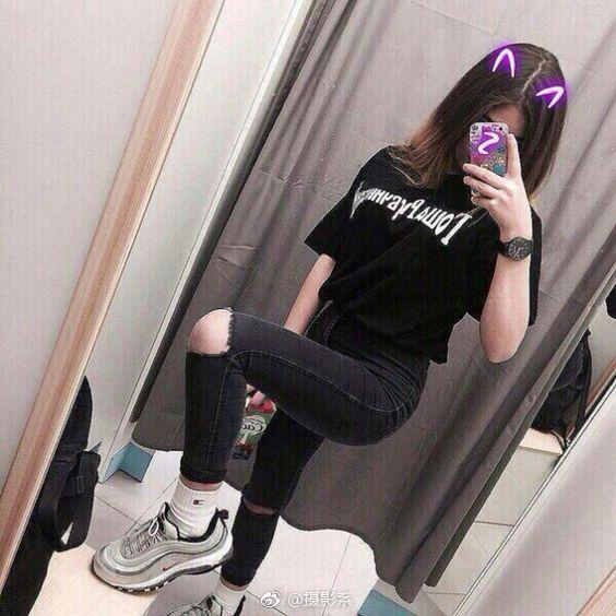 我们对着镜子来一次的英文我们对着镜子来一次