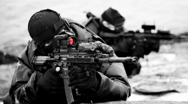 海豹突击队第六分队士兵海豹突击队第六分队，勇往直前的海洋先锋