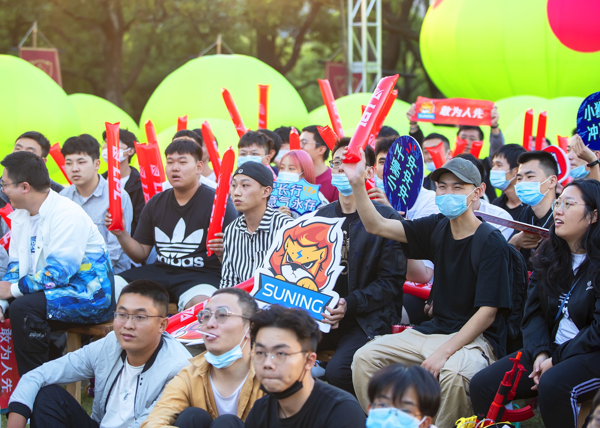s10直播间S10直播，电竞盛宴的现场记录