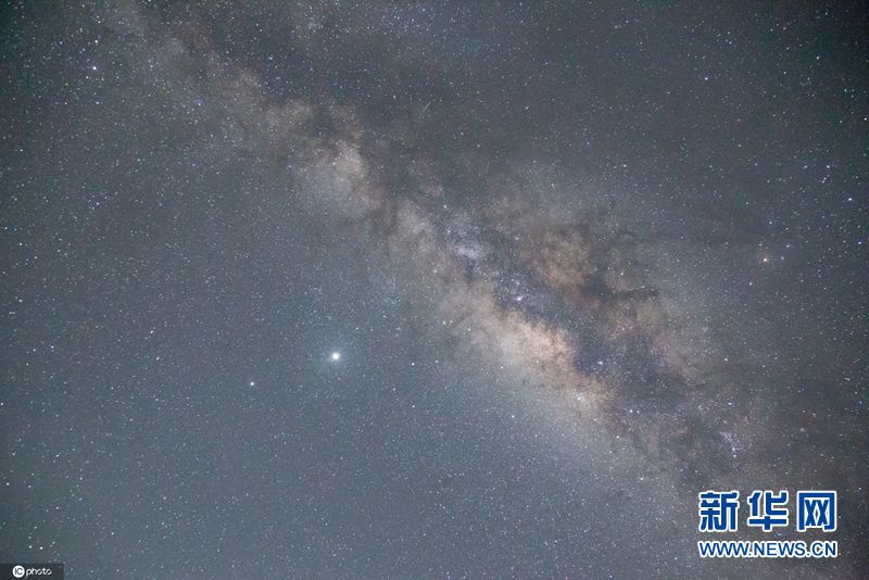 《星光灿烂》星光璀璨的夜空——原著小说揭秘-第1张图片