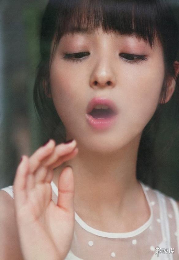 佐佐木希美图集佐佐木希与快播，网络时代的明星与新媒体的交融