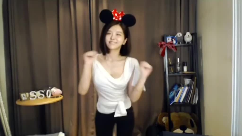 韩国女主播快播视频韩国女主播的魅力与快播现象的探讨