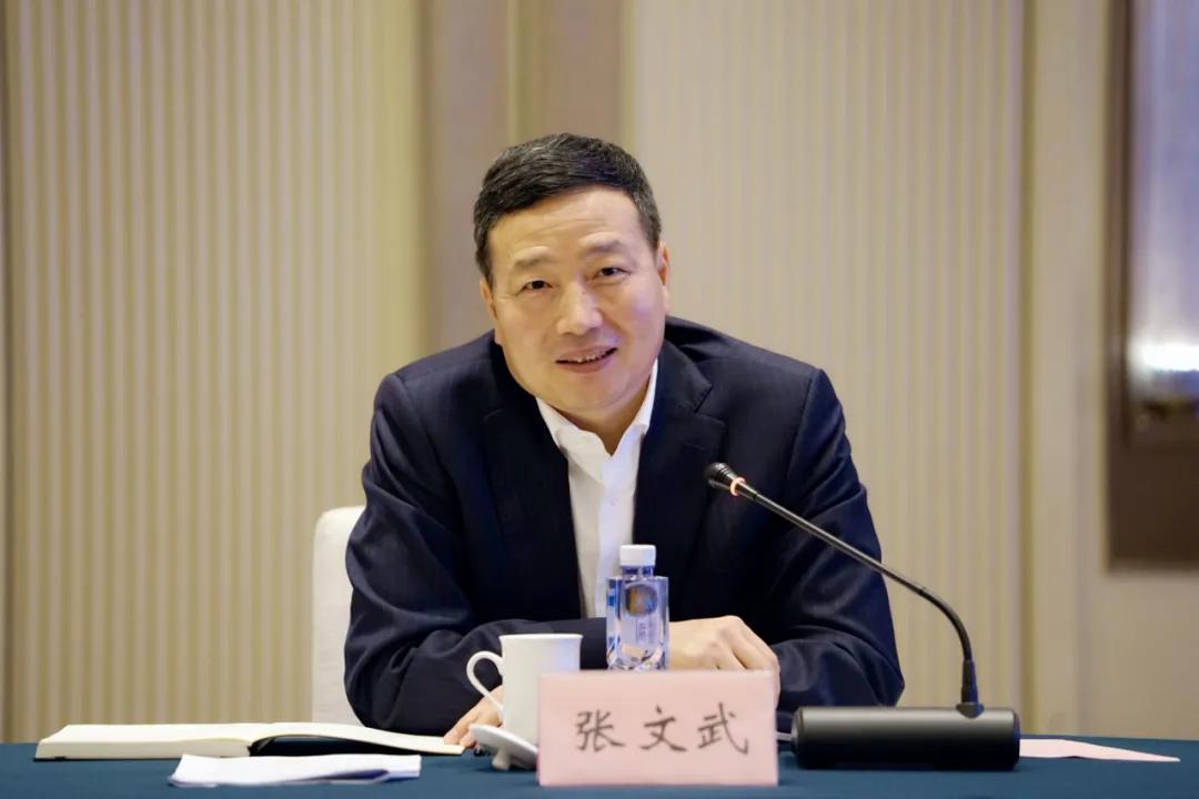 张行长在她体内越来越快张行长的心跳之谜，体内节奏的快速变化-第2张图片