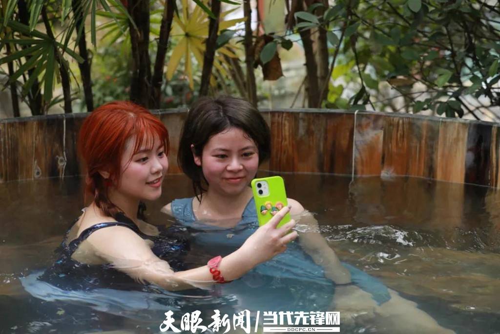 在线永久免费观看草莓视频的乐趣-第1张图片