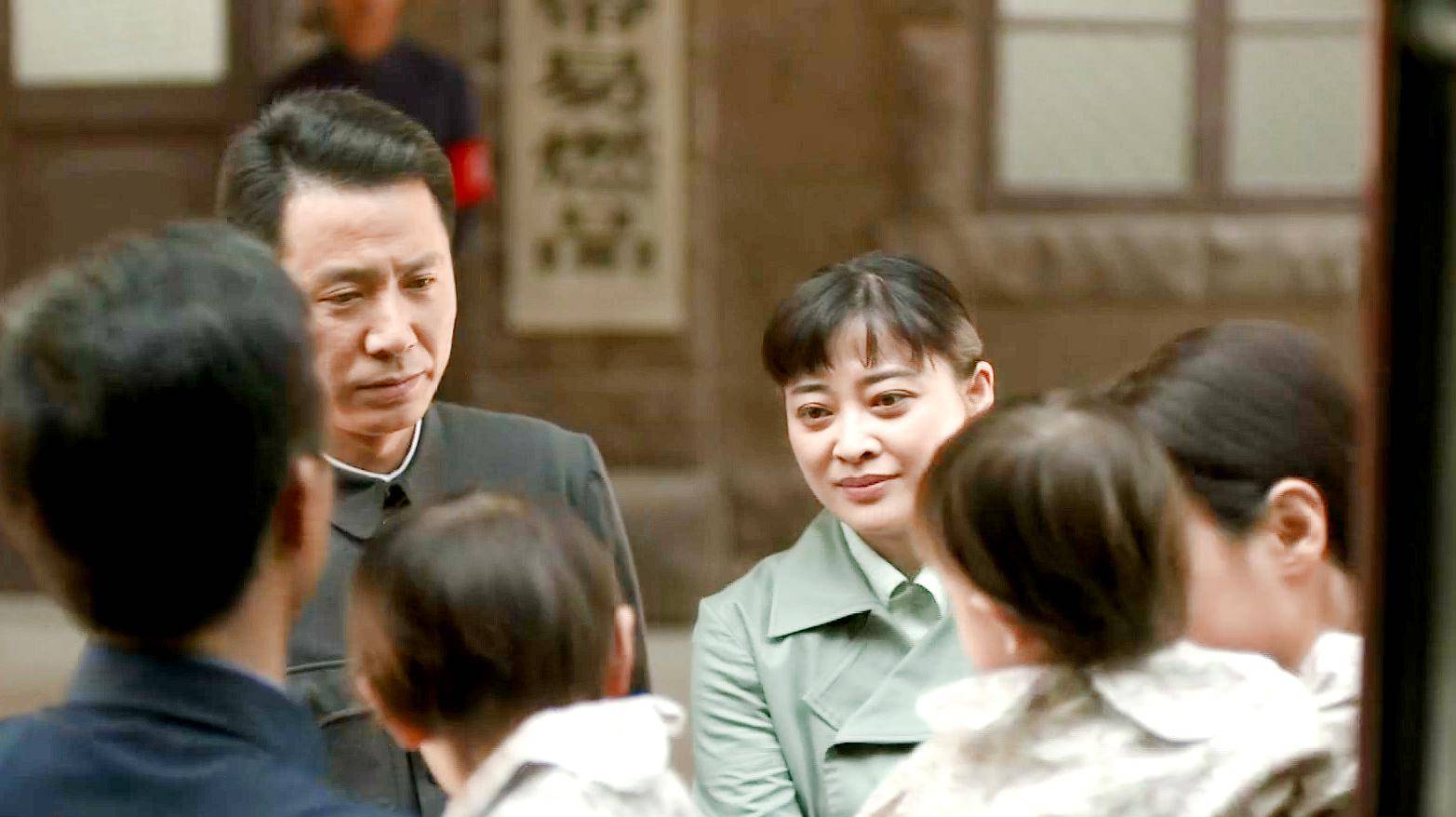 父母儿女四人大狂欢父母儿女四人大狂欢，欢乐时光，共度天伦-第2张图片