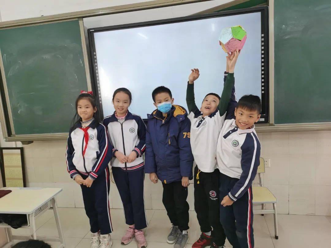 美美社区足球先生美美社区，一个充满活力与温馨的居住乐园