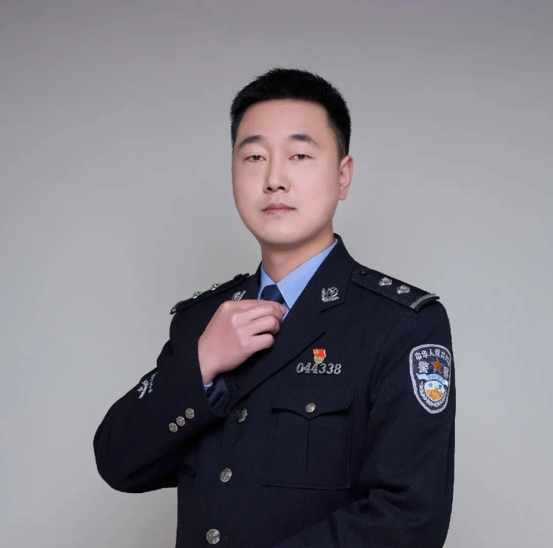 优质男性风采直播，免费在线观看好男人视频直播-第1张图片