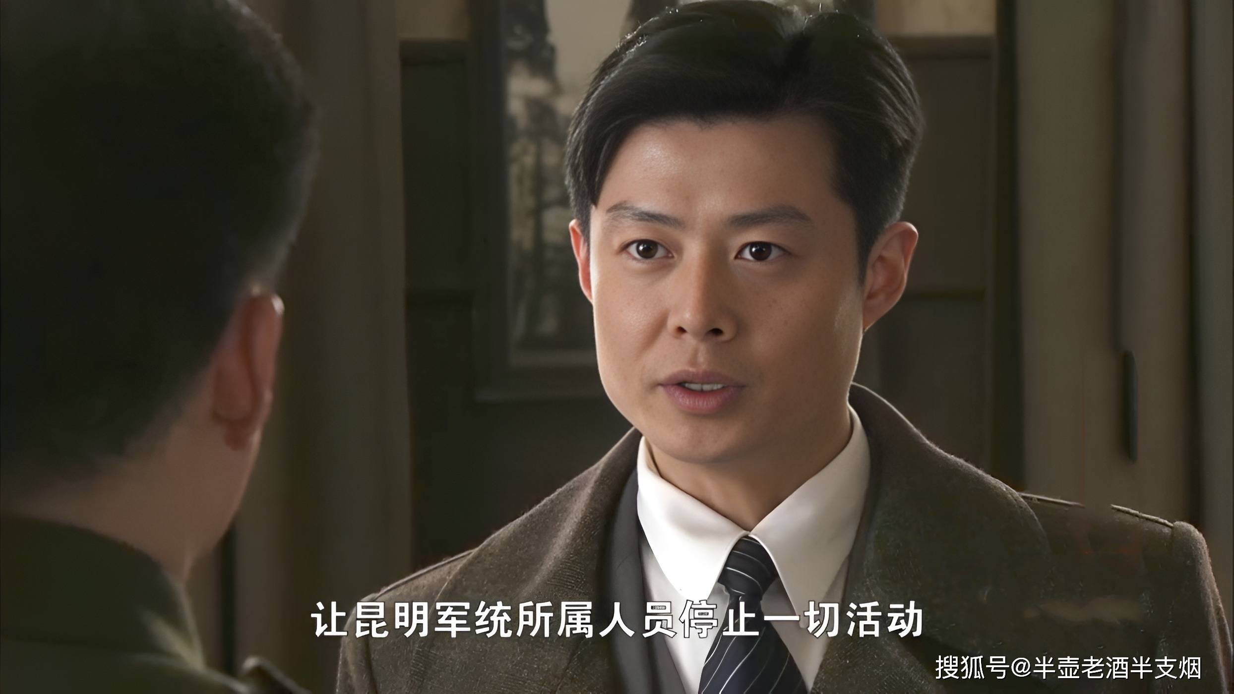 恩教官与小雪的成长故事-第2张图片