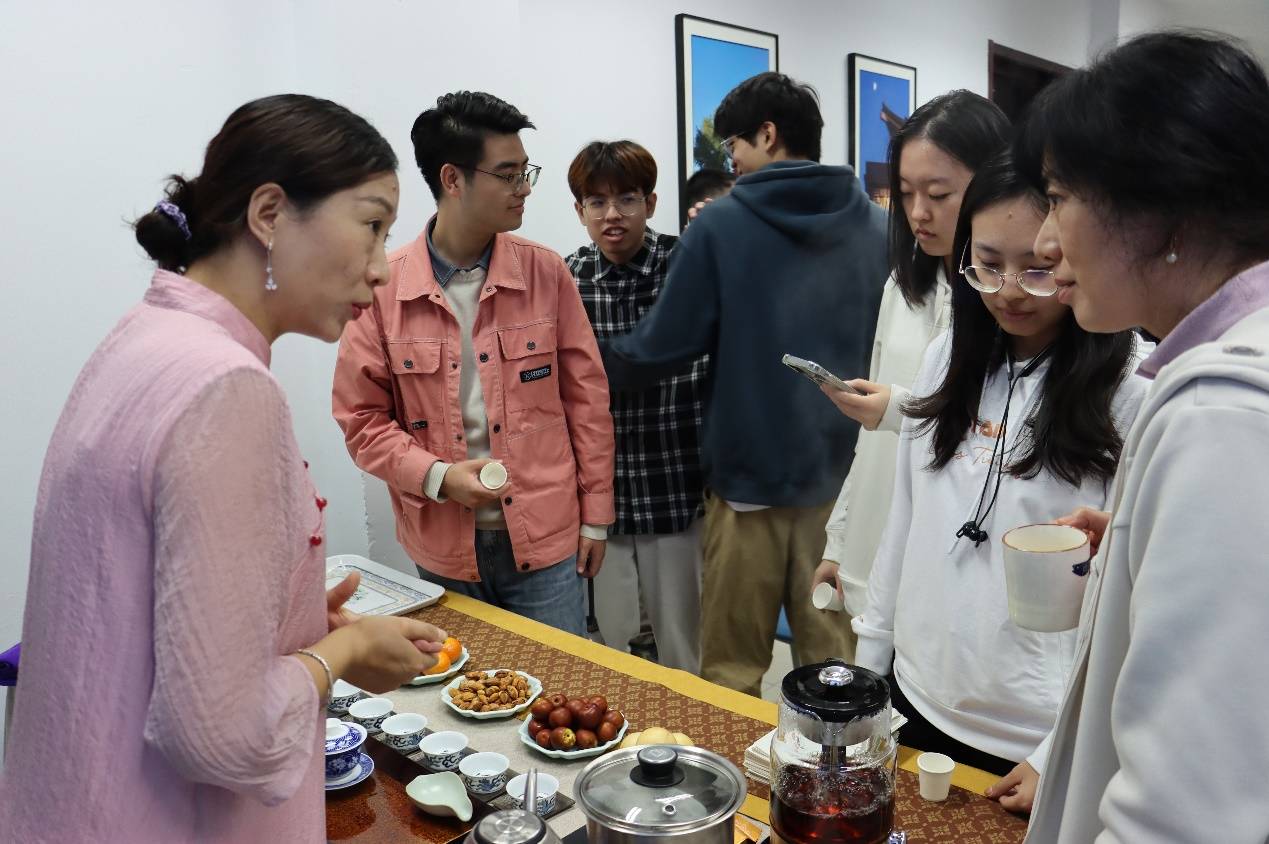 亚洲在线，日韩与欧美的文化交流与融合-第3张图片