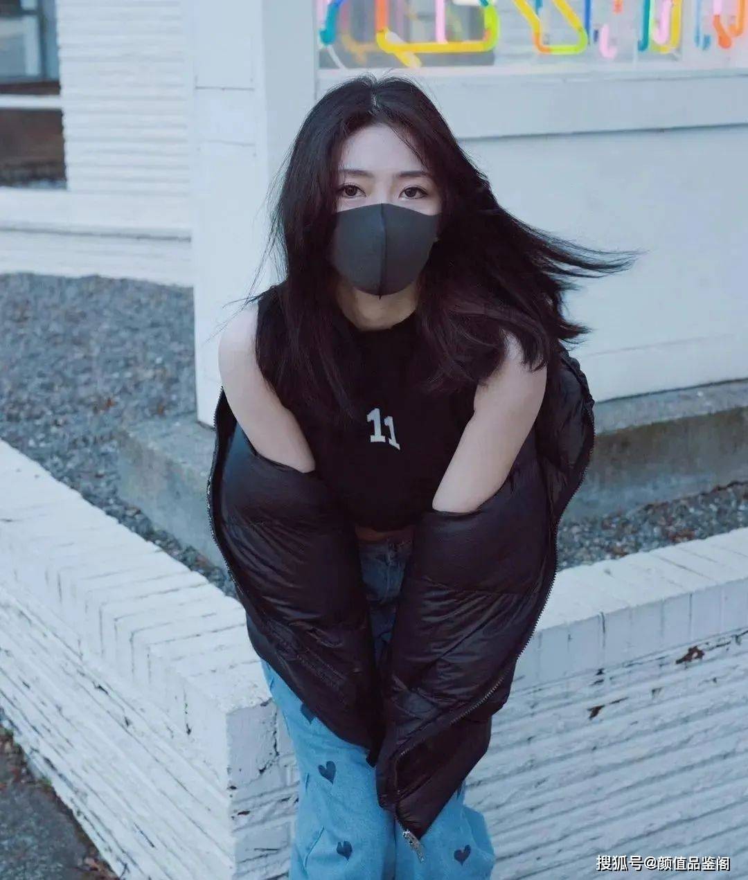 玩偶姐姐不戴口罩照片大全玩偶姐姐的独特魅力，不戴口罩的美丽瞬间