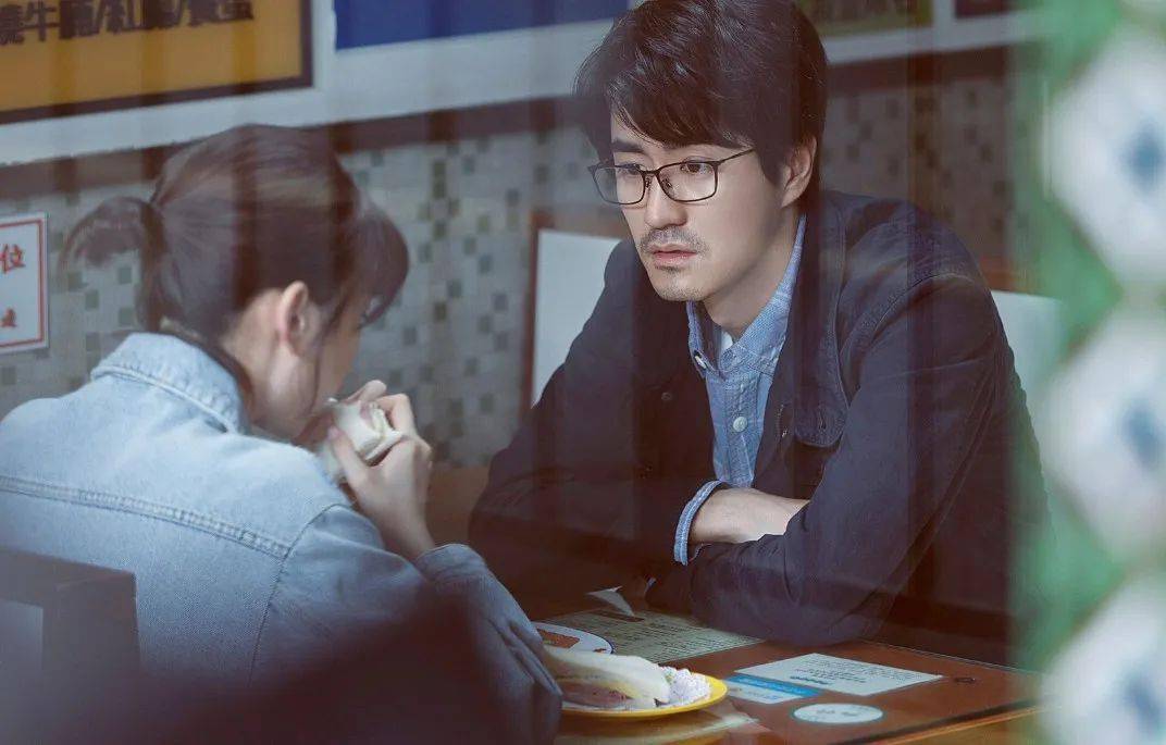 夫妻交友幸福家园夫妻共筑幸福家园，交友的甜蜜与力量