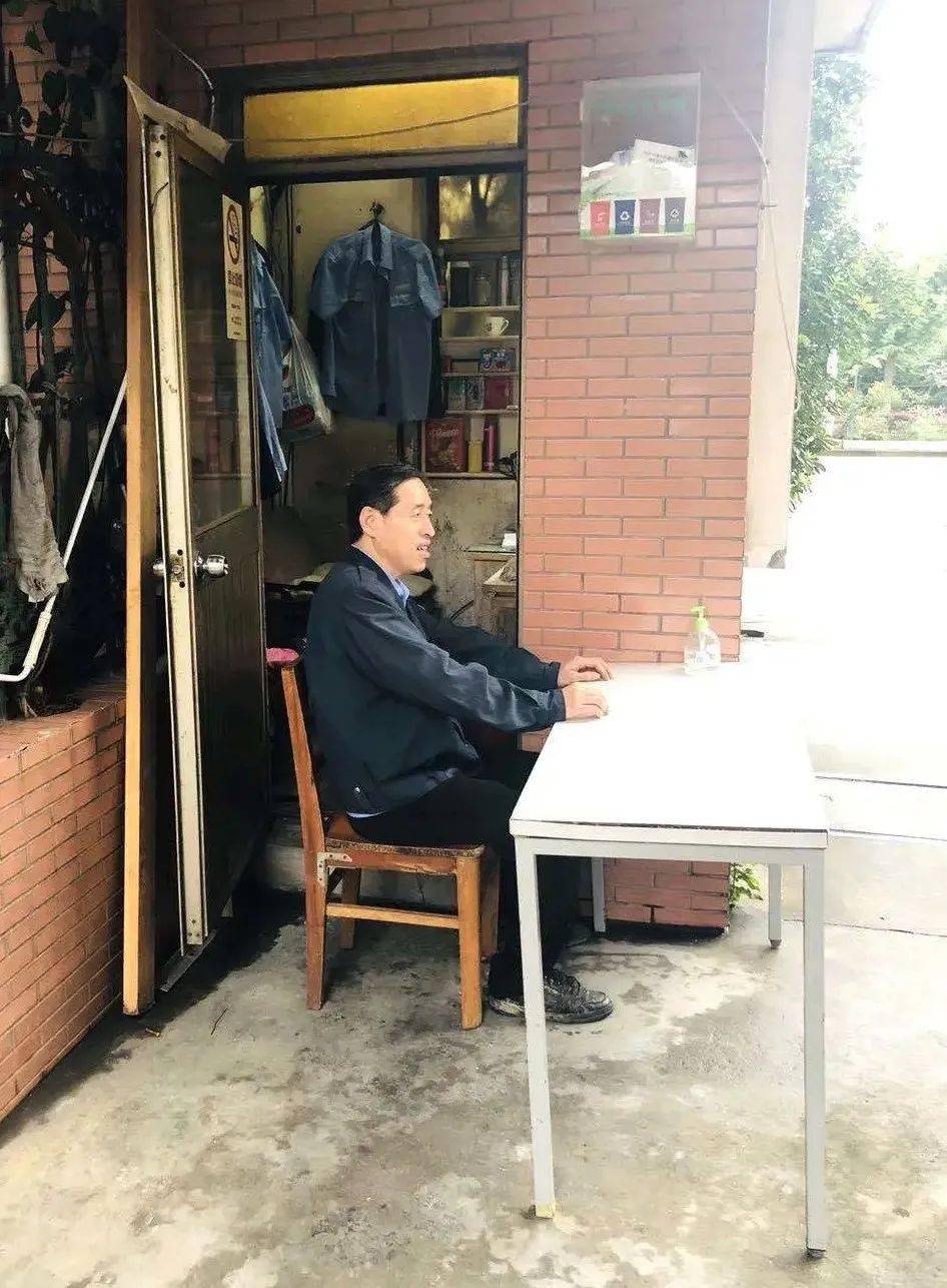 新婚之夜，门卫老头的神秘故事