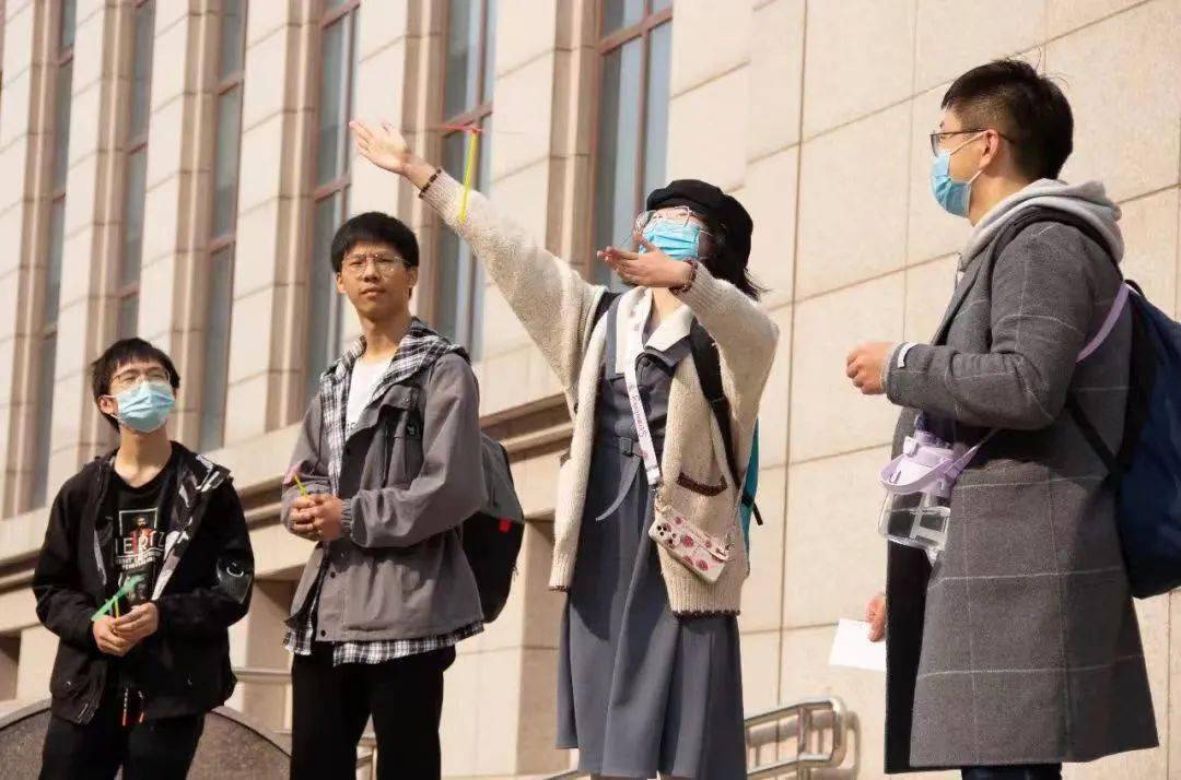 多久打一次飞机才不会伤身体探索欧美乱妇文化与狂野在线视频的魅力