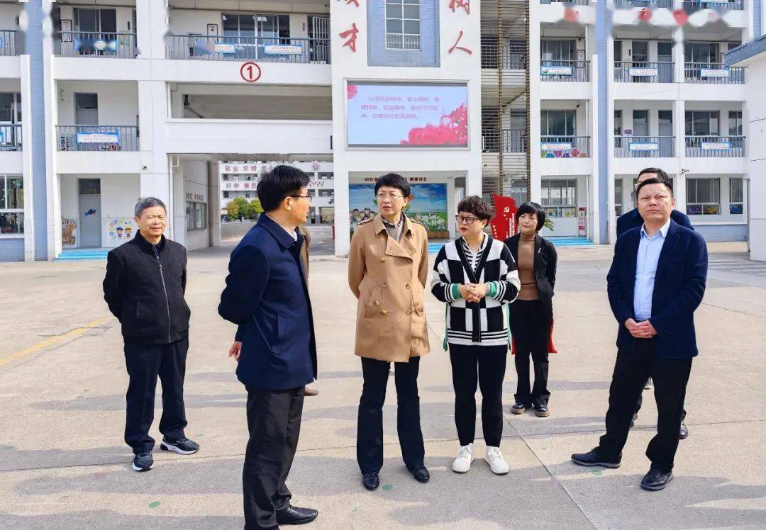 校园调制系统模式下的高中教育