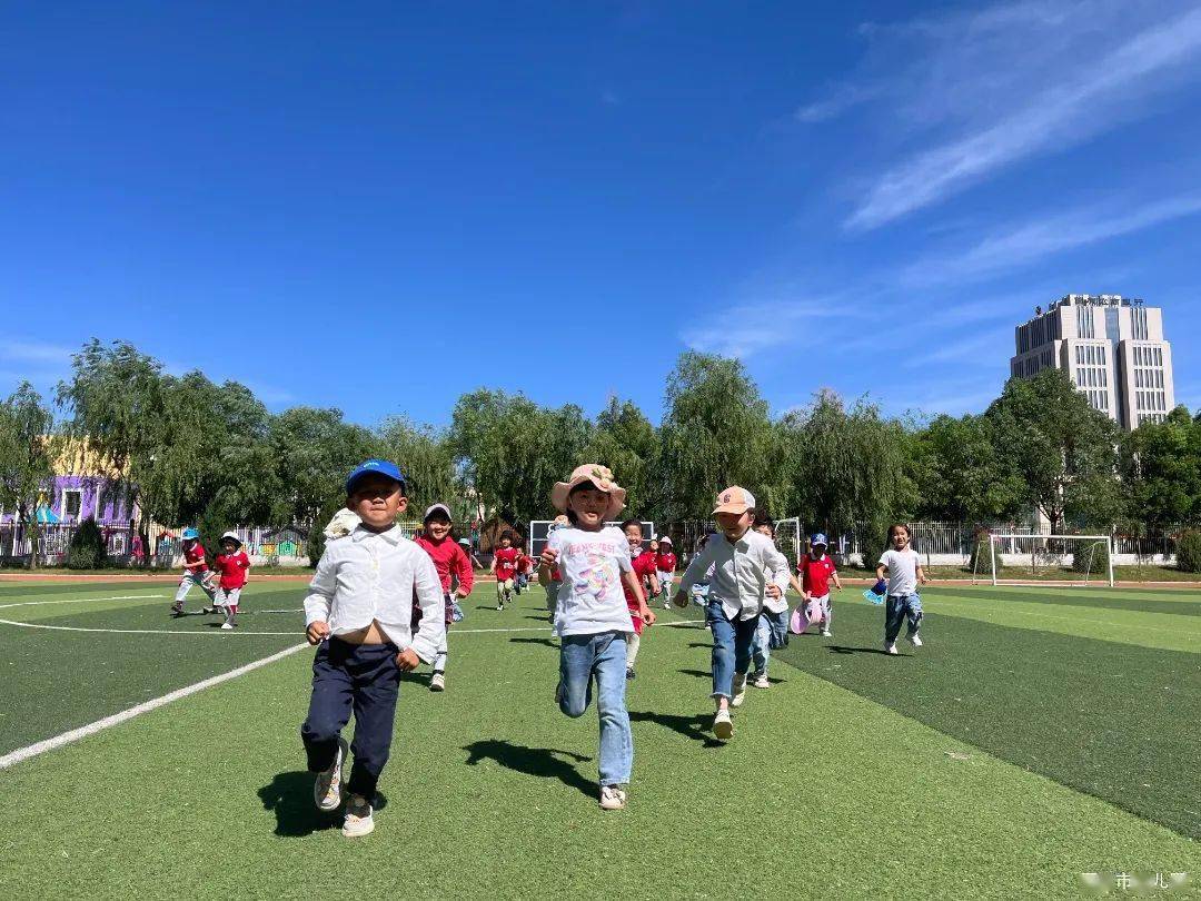 久久人成，一段永恒的成长之旅-第2张图片