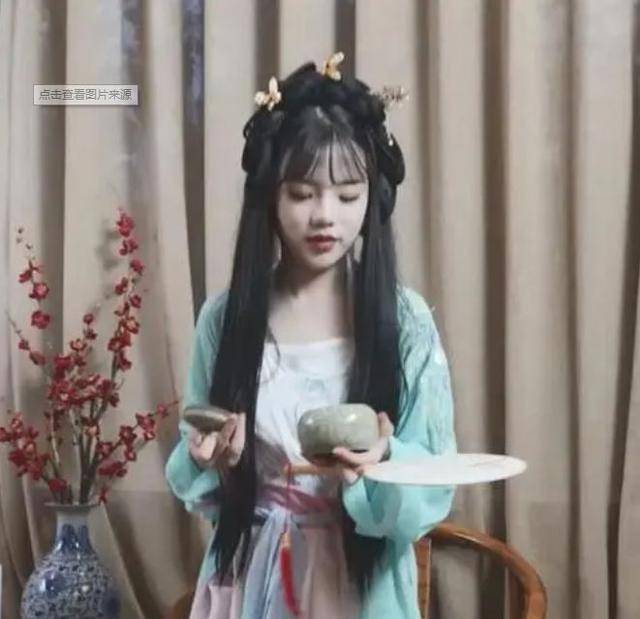 揭秘潘甜甜三部作品名称及其影响-第3张图片