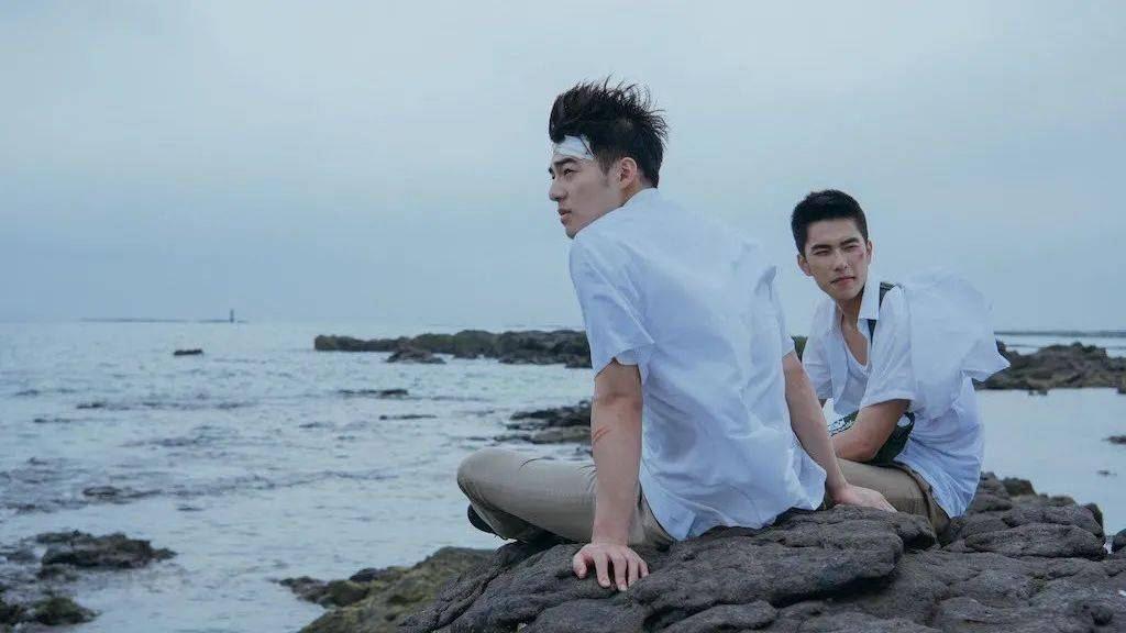 阳光地带下的Gay男同，勇敢追求幸福-第3张图片