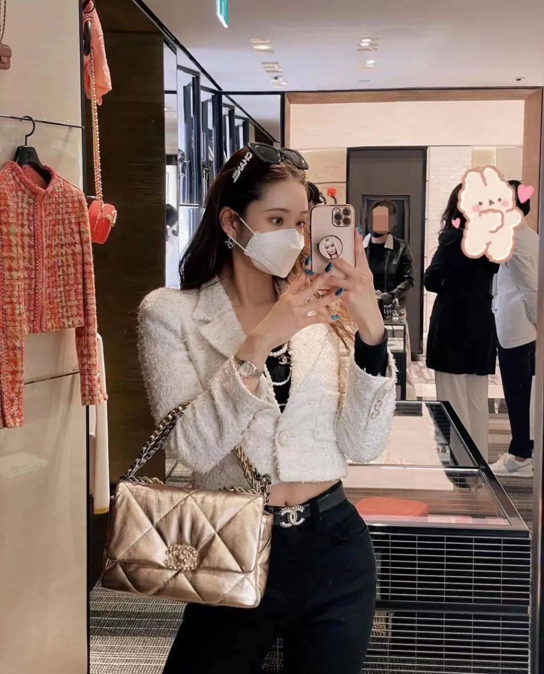 欧美97蜜桃色图片欧美97系列蜜桃色图片的探讨与解析-第3张图片