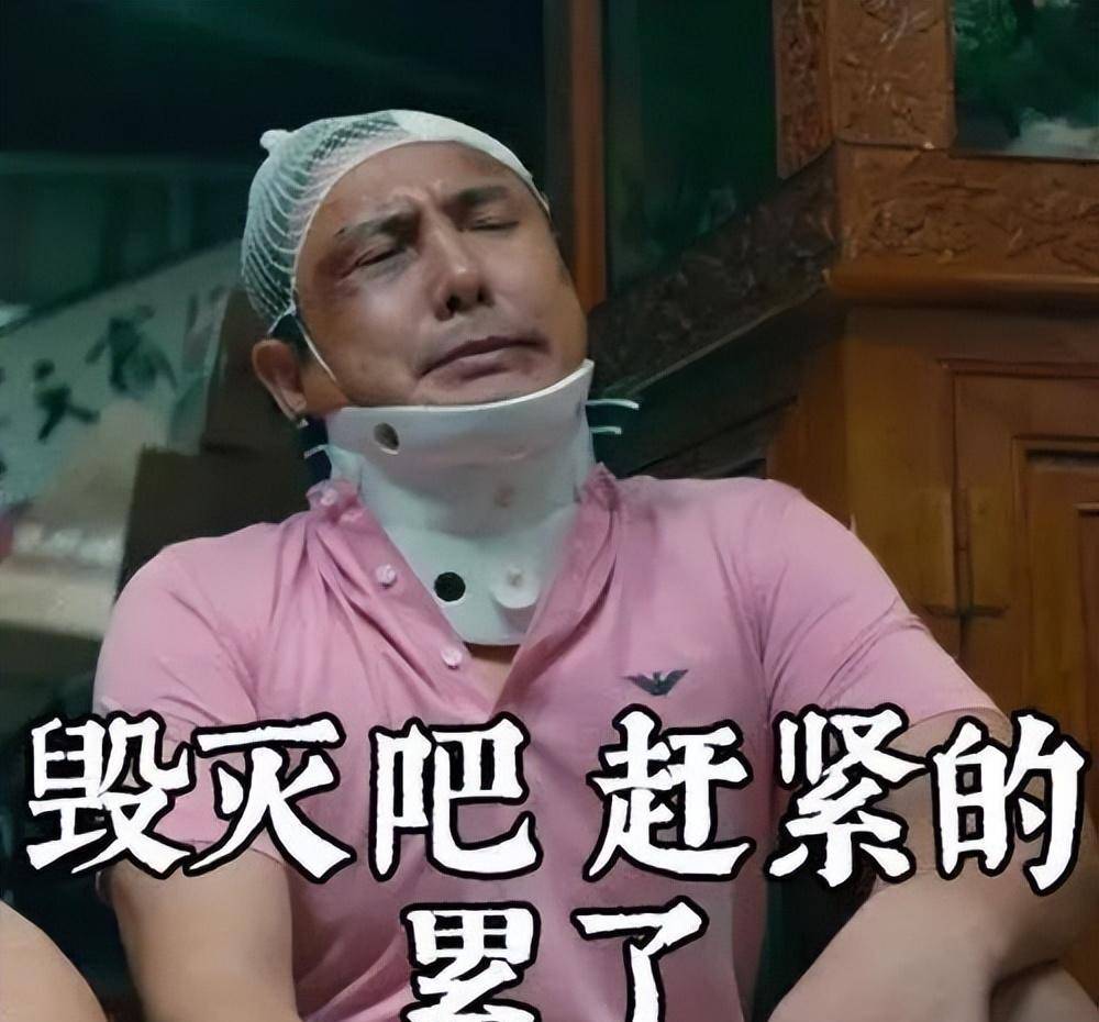 影帝做着做着进去了H影帝的意外转折，从荧幕到另一扇门