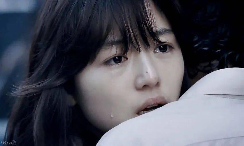 伊人草香蕉综在合线9伊人草与香蕉的综合线探索-第1张图片