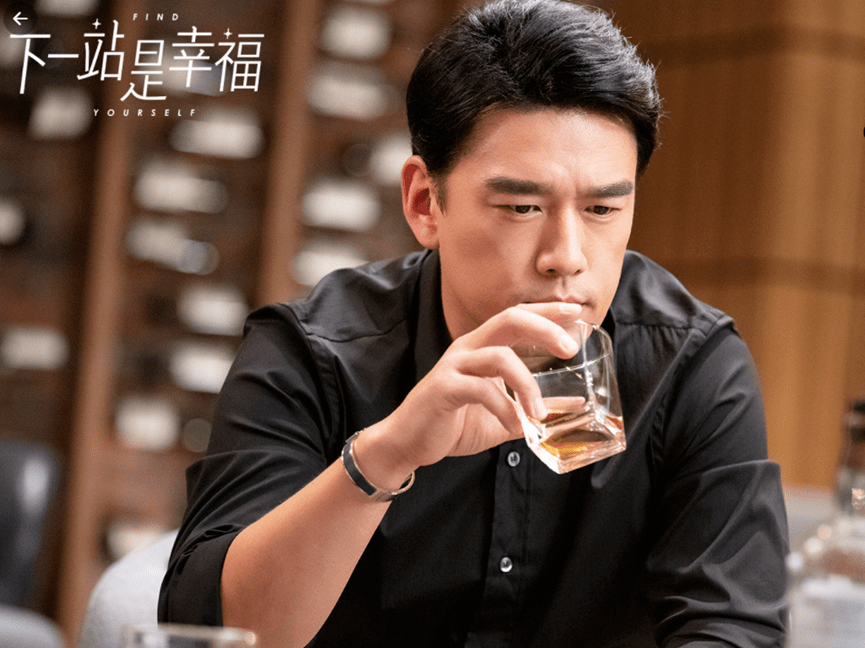 好男人的风采——在线视频的魅力之旅-第2张图片